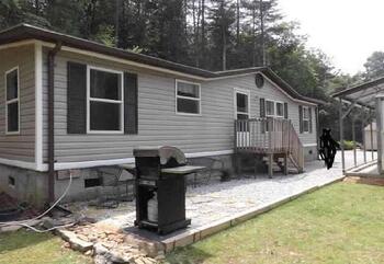 Thumbnail of mobile home