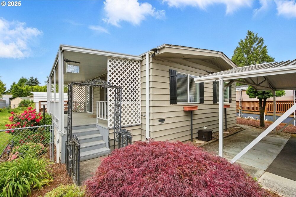 Photo of Mobile Home
