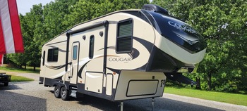Thumbnail of RV