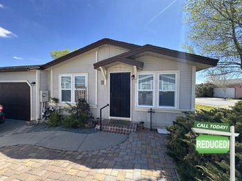 Photo of 8 Branbury Way | 2 Car Garage! REDUCED!