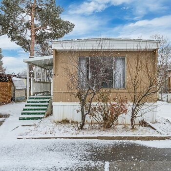 Thumbnail of mobile home
