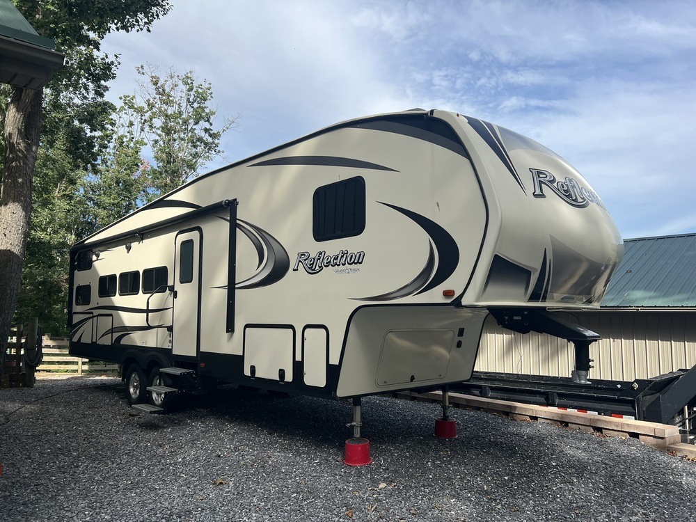 Photo of Rv