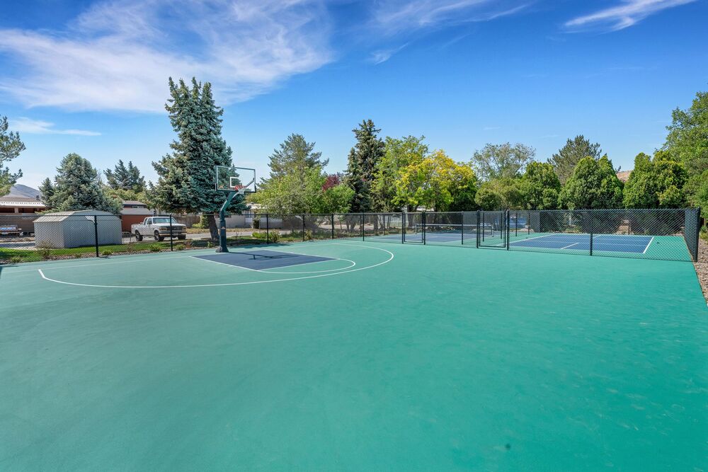 20 4465 Boca Way Reno NV 89502 USA Exterior A7403934