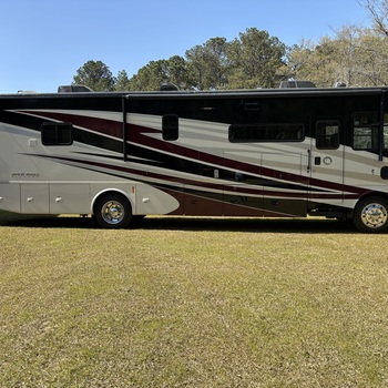 Thumbnail of RV