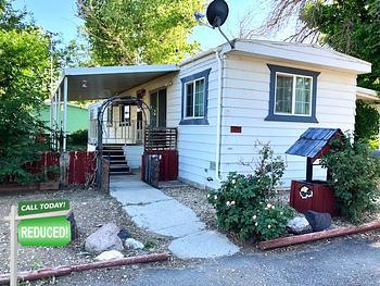 Thumbnail of mobile home