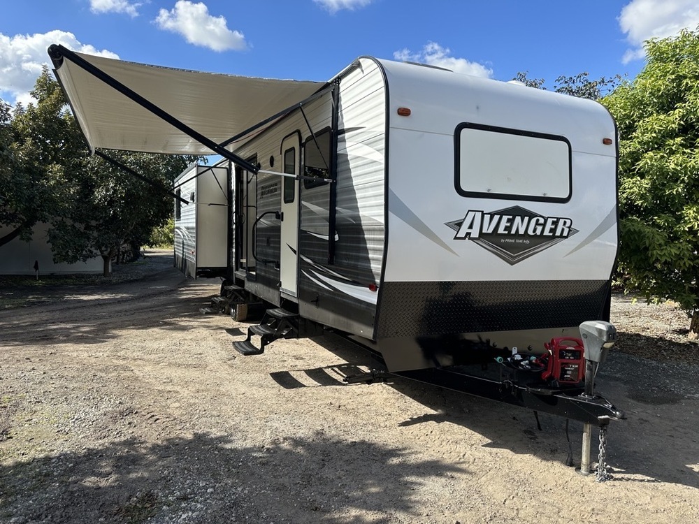 Photo of Rv