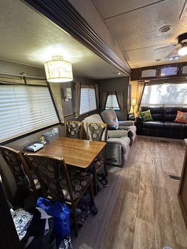Thumbnail of RV
