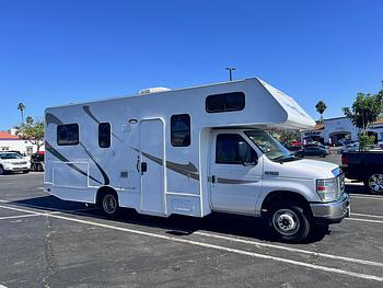 Thumbnail of RV