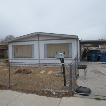 Thumbnail of mobile home