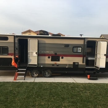 Thumbnail of RV
