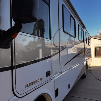 Thumbnail of RV