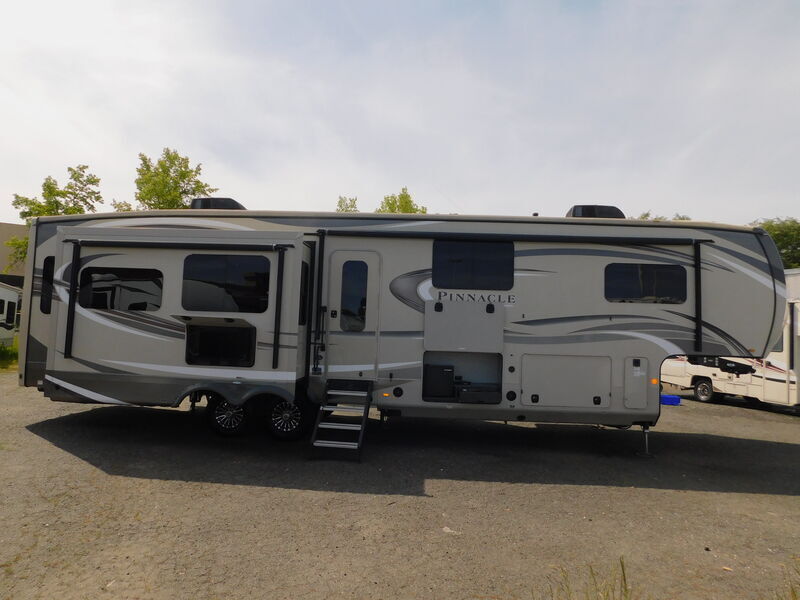 Photo of Rv