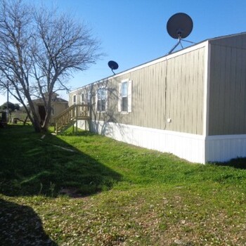 Thumbnail of mobile home