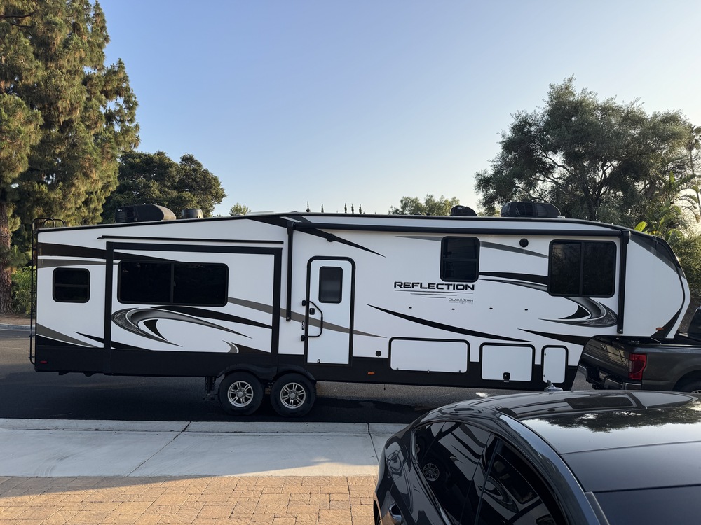 Photo of Rv