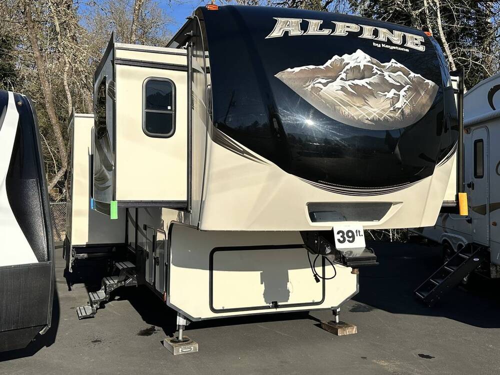 Photo of Rv