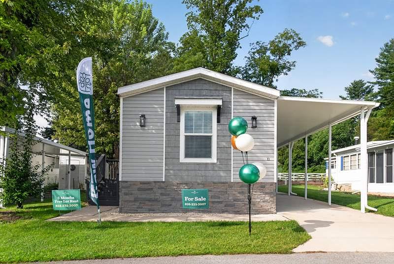 Photo of Mobile Home