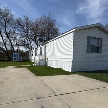 Thumbnail of mobile home