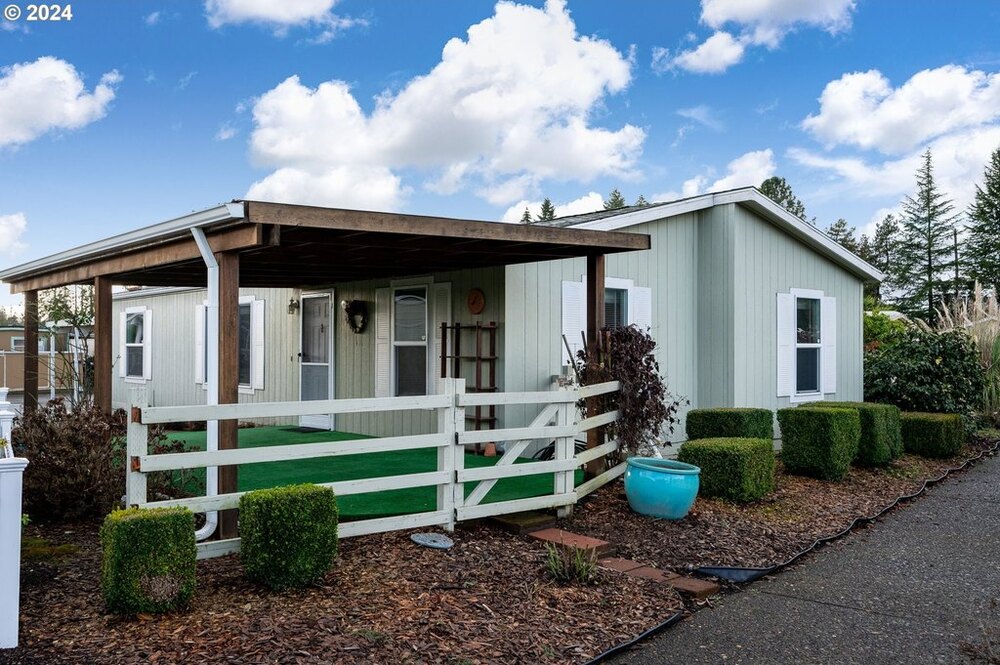 Photo of Mobile Home