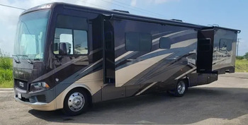 Thumbnail of RV