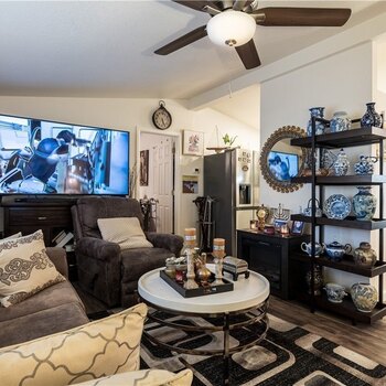 Thumbnail of mobile home