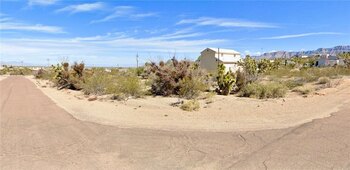 Thumbnail of mobile home lot