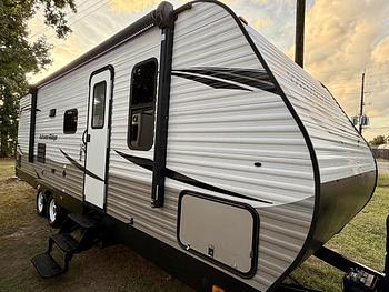 Thumbnail of RV