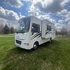 RV for Sale: 2014 SUNSTAR 26HE