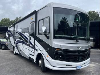 Thumbnail of RV
