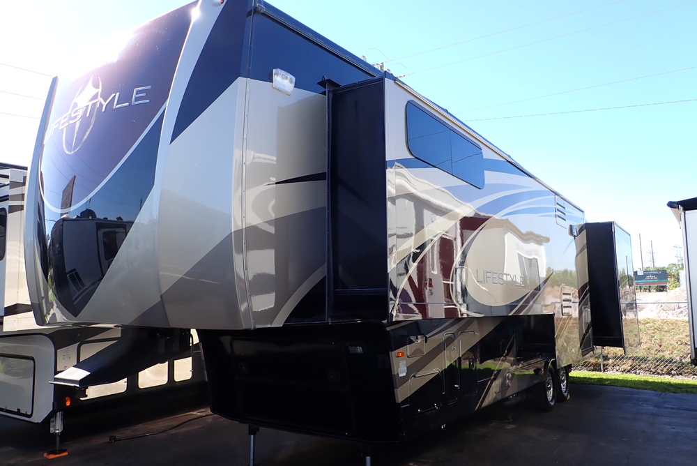 Photo of Rv