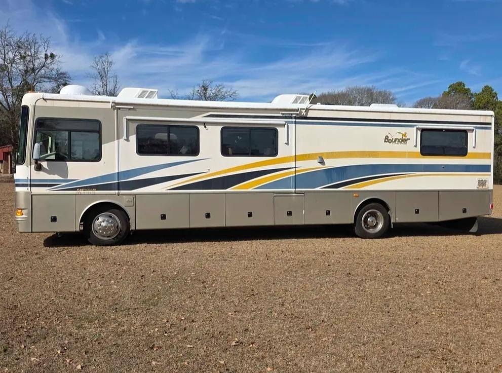Photo of Rv