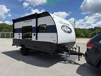 Thumbnail of RV