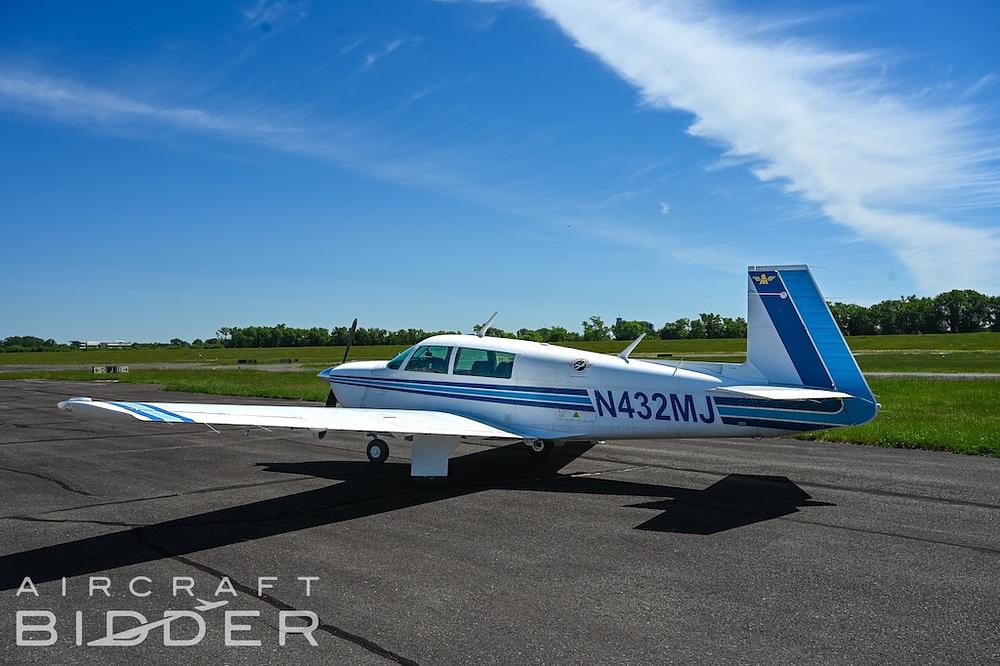 N432MJ-3.jpg