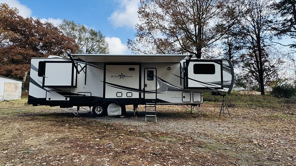 Photo of Rv