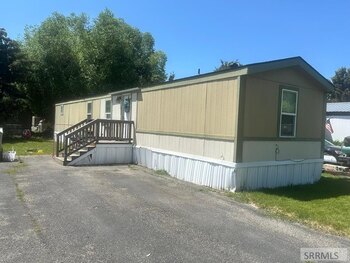 Thumbnail of mobile home