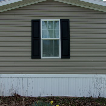 Thumbnail of mobile home