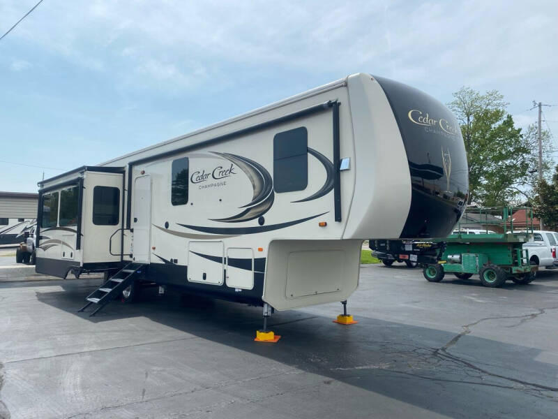Photo of Rv