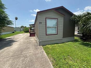 Thumbnail of mobile home