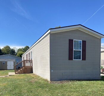 Thumbnail of mobile home