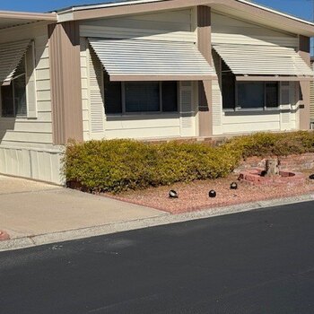 Thumbnail of mobile home