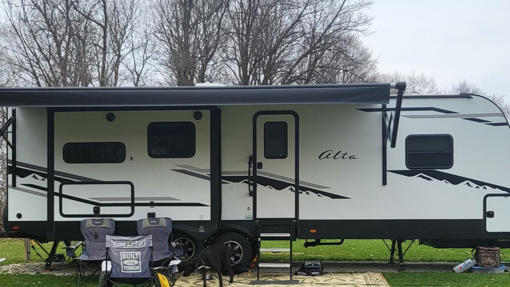 Photo of Rv