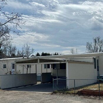 Thumbnail of mobile home