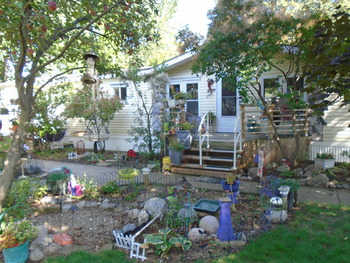 Thumbnail of mobile home