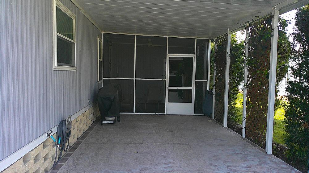 Lake Griffin Harbor Village