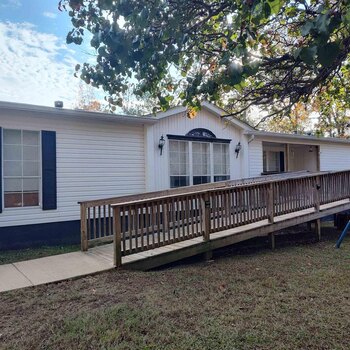 Thumbnail of mobile home