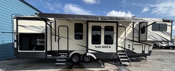 Thumbnail of RV