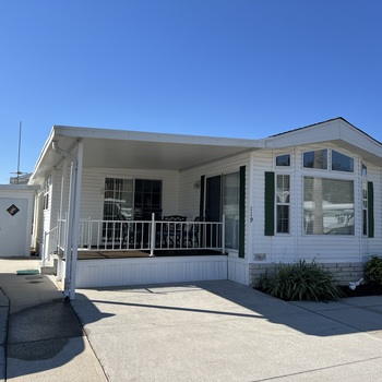 Thumbnail of mobile home