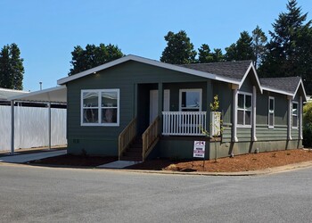 Thumbnail of mobile home