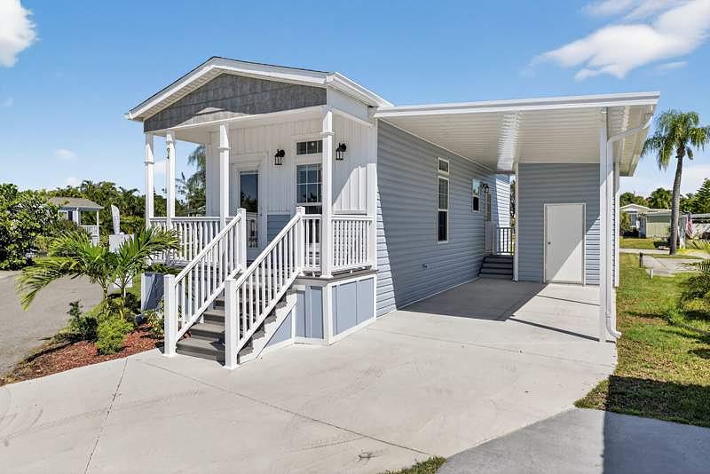 Photo of Mobile Home