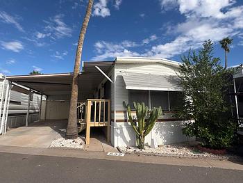 Thumbnail of mobile home
