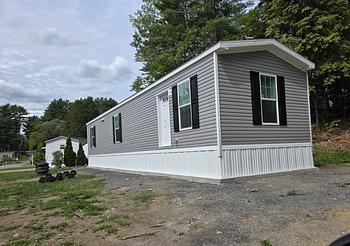 Thumbnail of mobile home